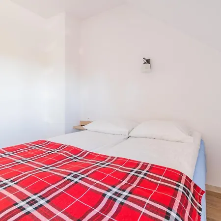 Pokoje Goscinne Frik *